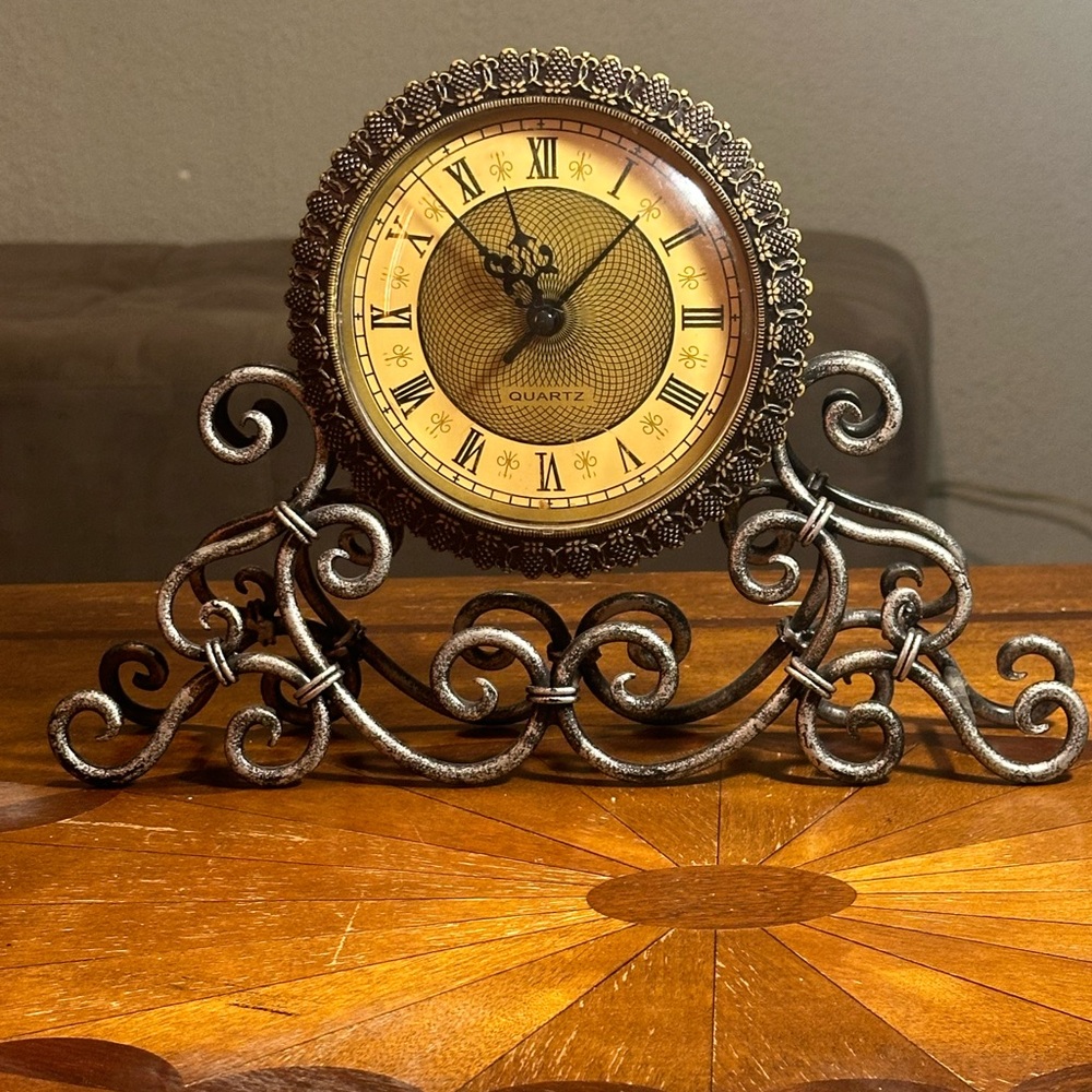 Victorian Time Teller
